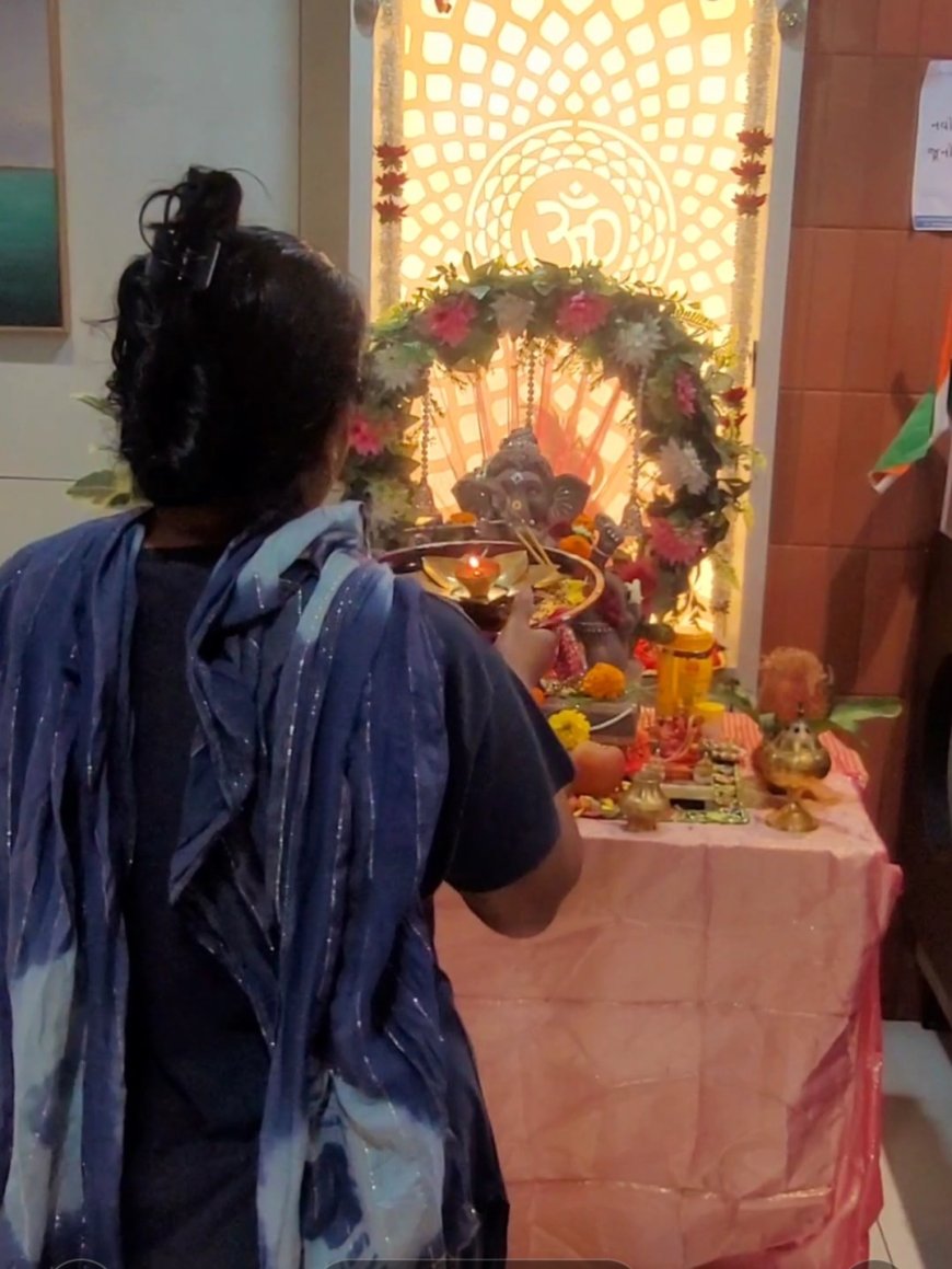 શ્રીજી સૌનું આરોગ્ય સારું રાખે તેવી પ્રાર્થના સાથે કૃષ્ણમ હોસ્પિટલમાં બાપ્પાની આરતી